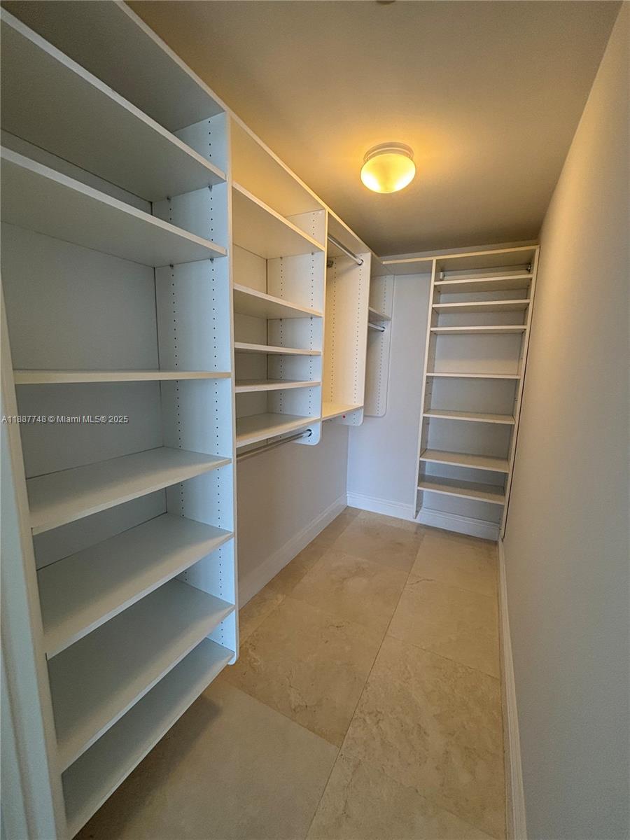 791 Crandon Blvd #1506, Key Biscayne FL 33149