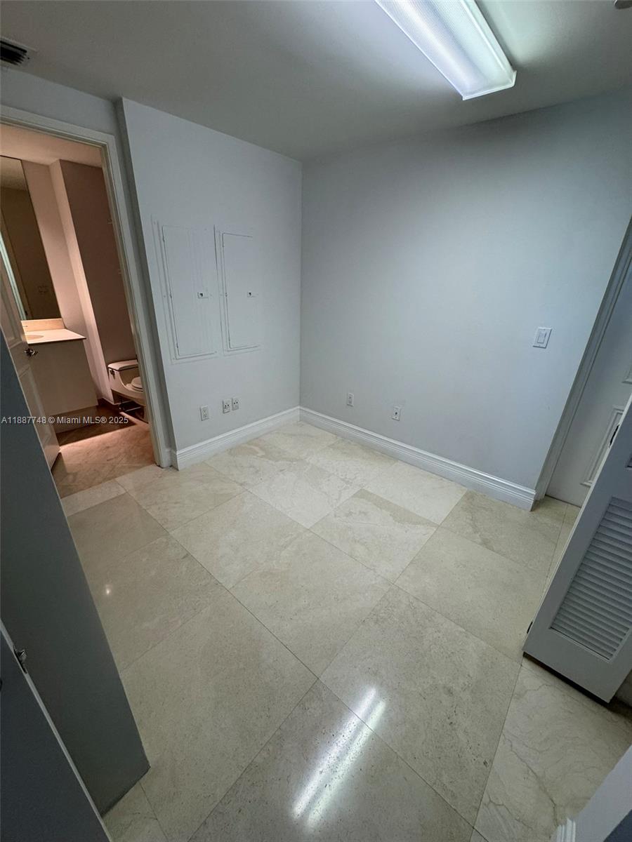 791 Crandon Blvd #1506, Key Biscayne FL 33149
