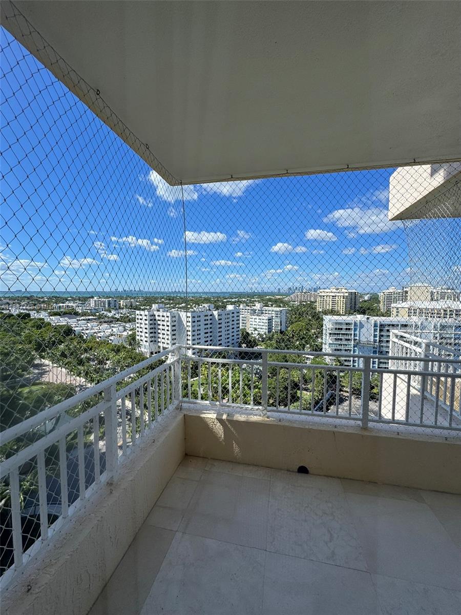 791 Crandon Blvd #1506, Key Biscayne FL 33149