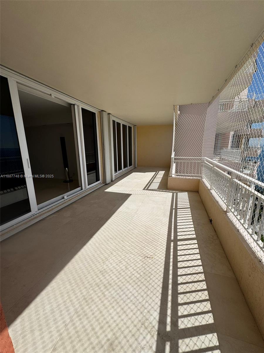 791 Crandon Blvd #1506, Key Biscayne FL 33149