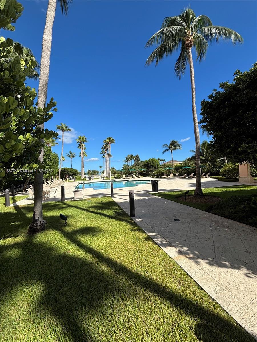 791 Crandon Blvd #1506, Key Biscayne FL 33149