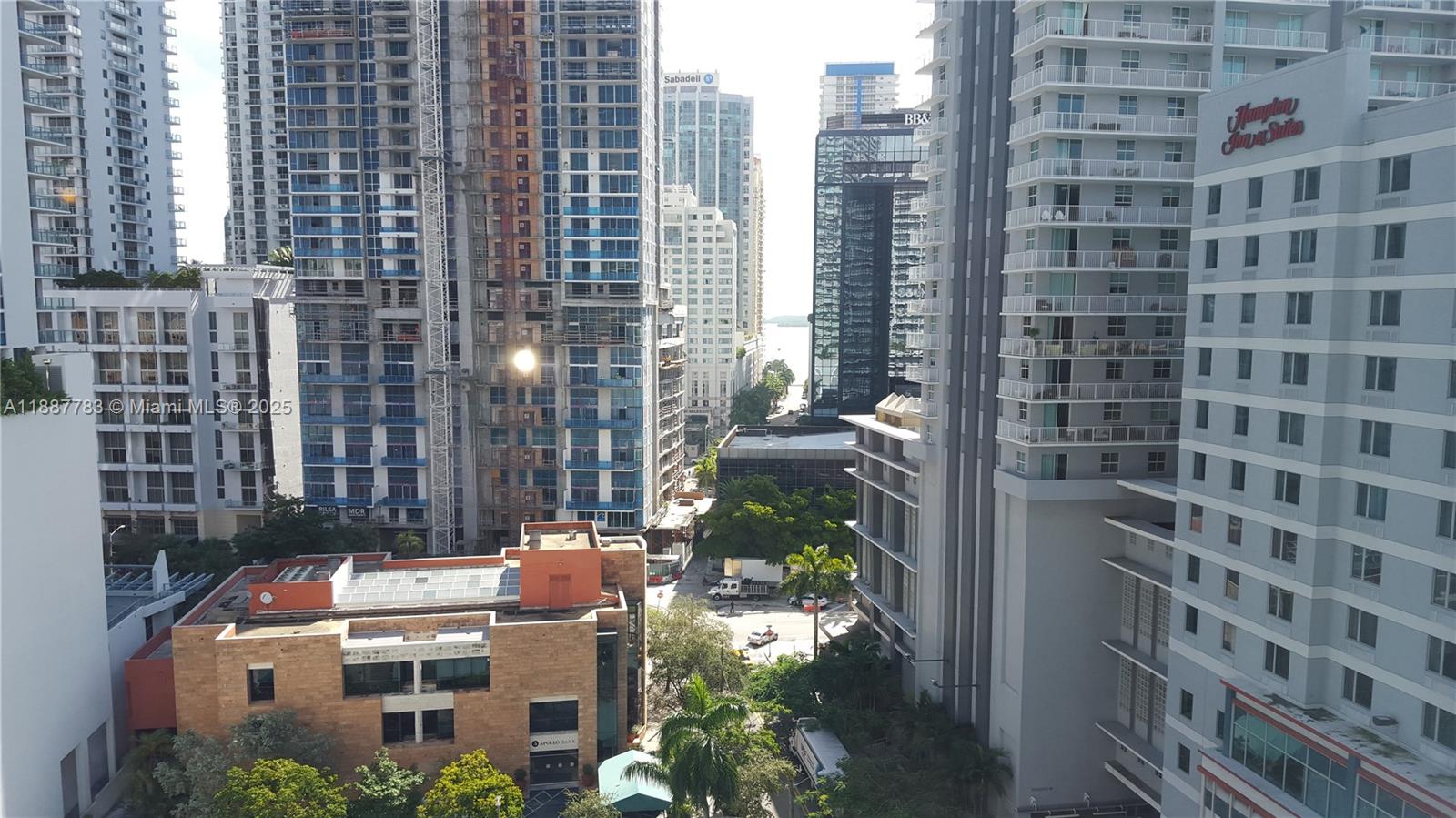 79 SW 12 ST #1506-S, Miami FL 33130
