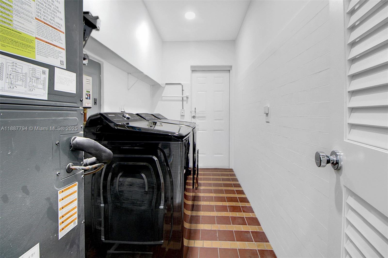 1110 Wallace St, Coral Gables FL 33134