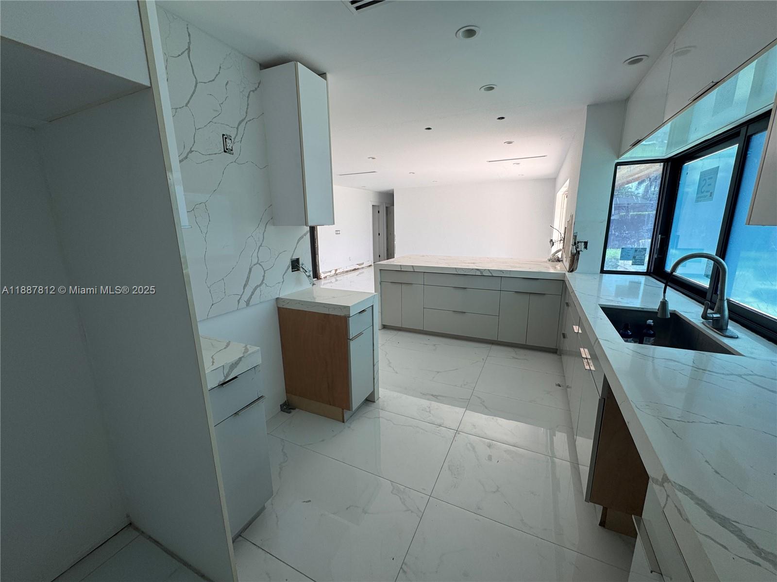 444 NW 21st St, Homestead FL 33030