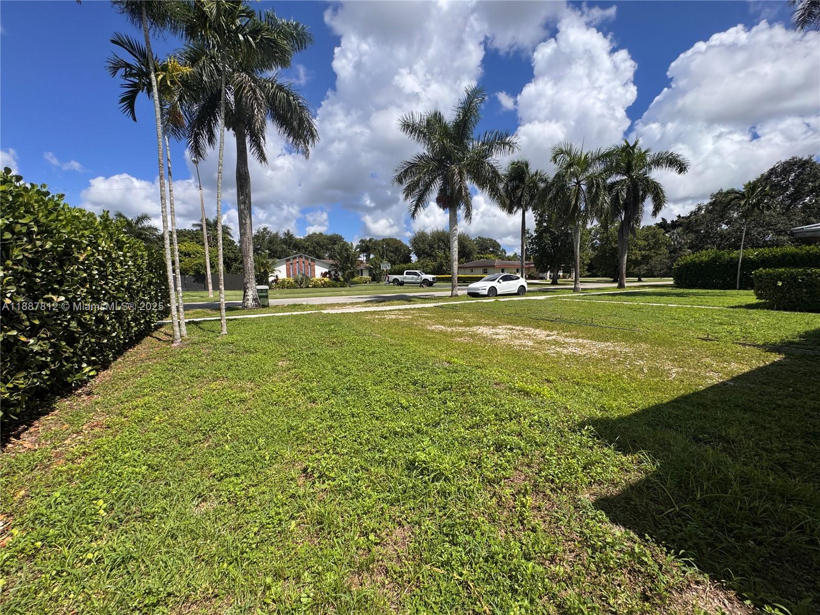 444 NW 21st St, Homestead FL 33030