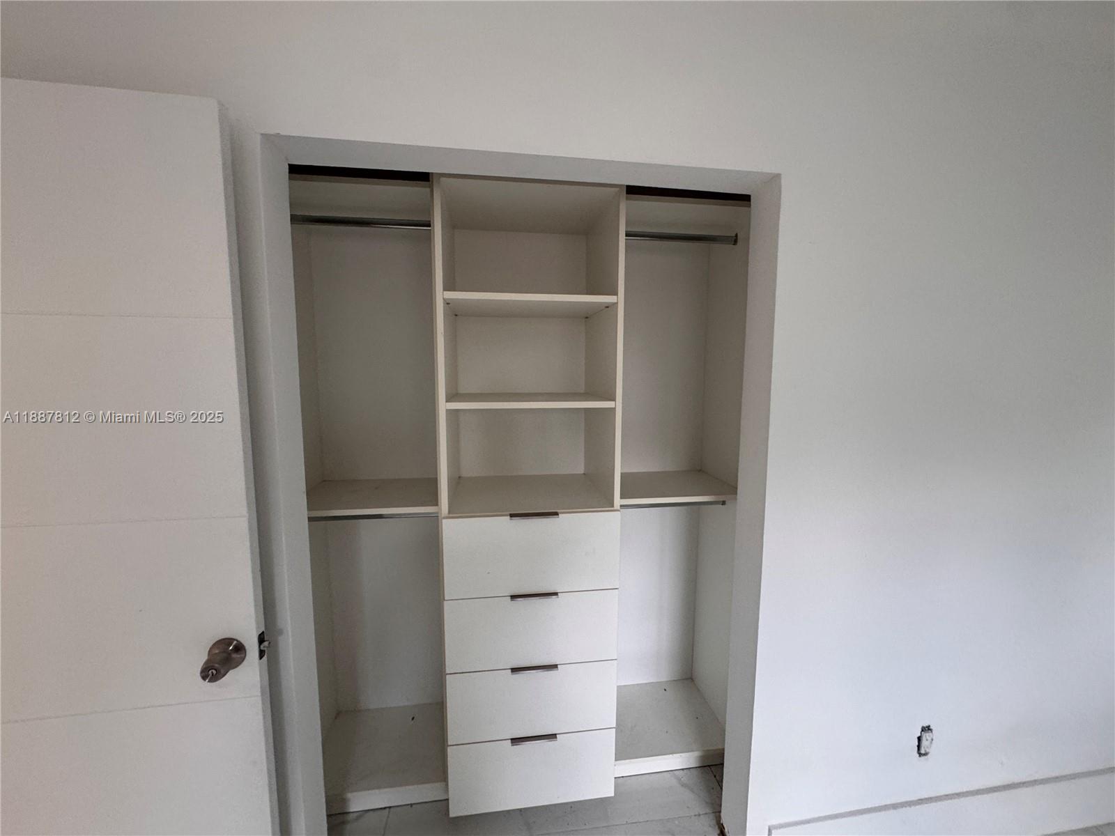 444 NW 21st St, Homestead FL 33030