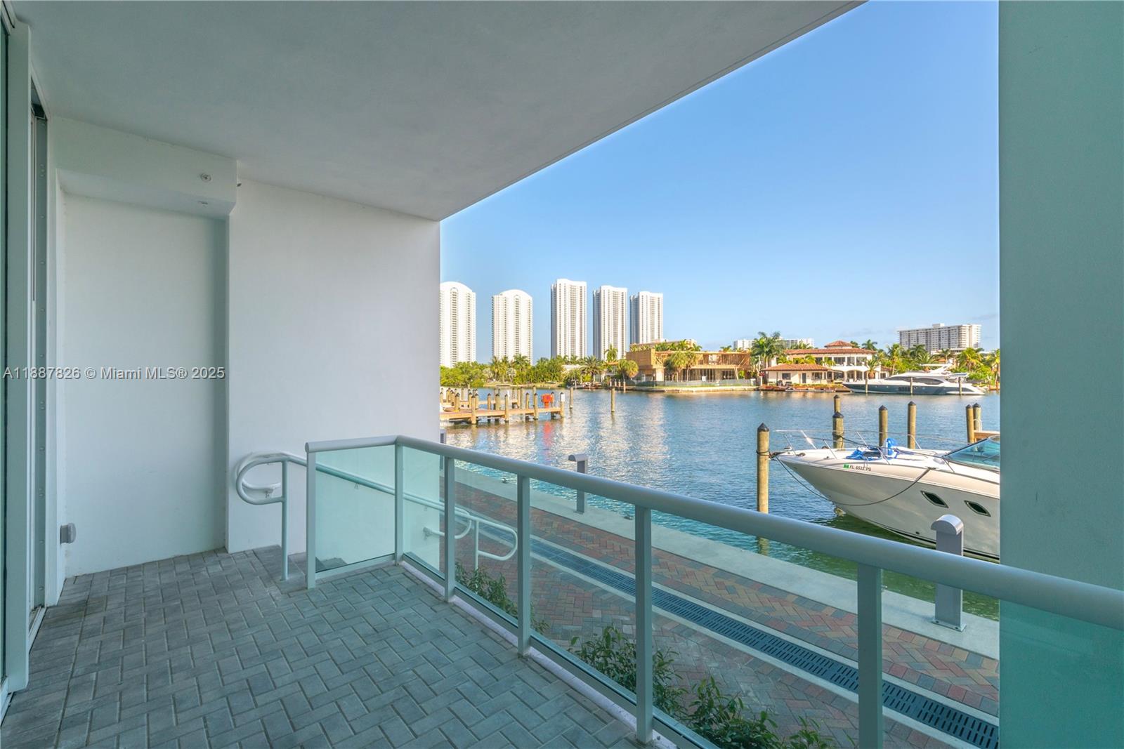 400 Sunny Isles Blvd #121, Sunny Isles Beach FL 33160