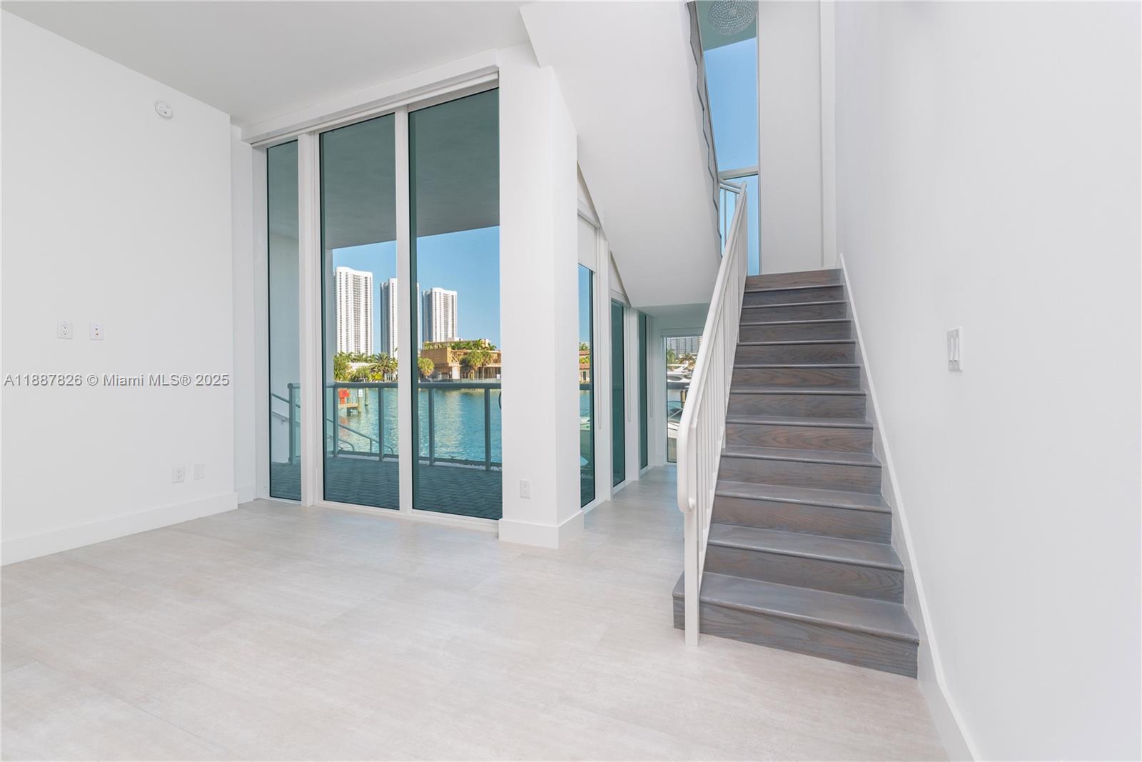 400 Sunny Isles Blvd #121, Sunny Isles Beach FL 33160
