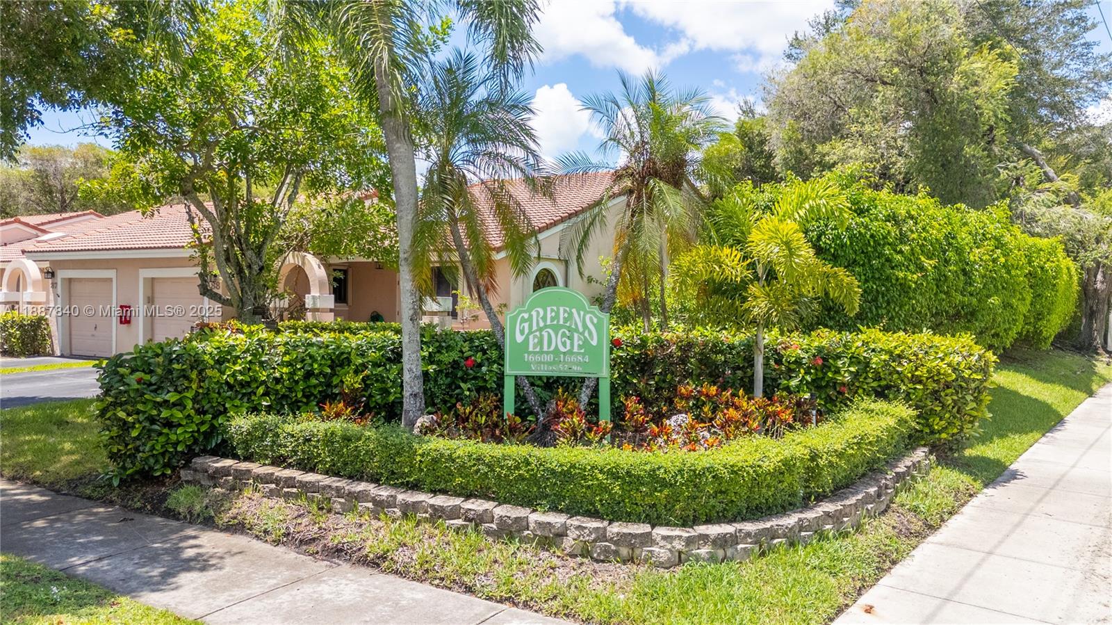 16624 Greens Edge Cir #75, Weston FL 33326