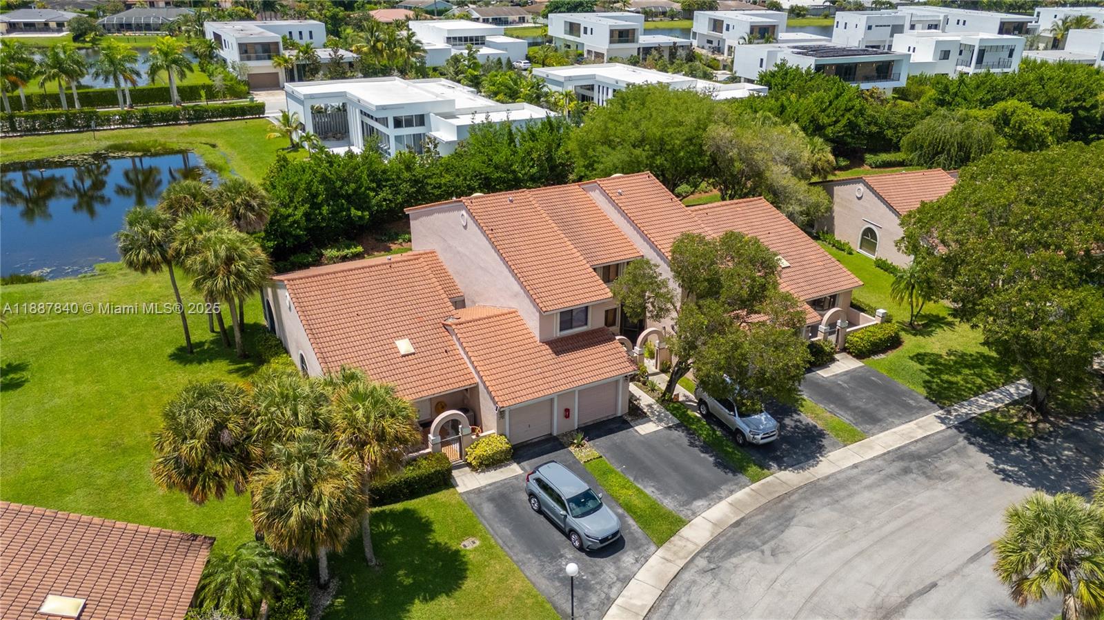 16624 Greens Edge Cir #75, Weston FL 33326