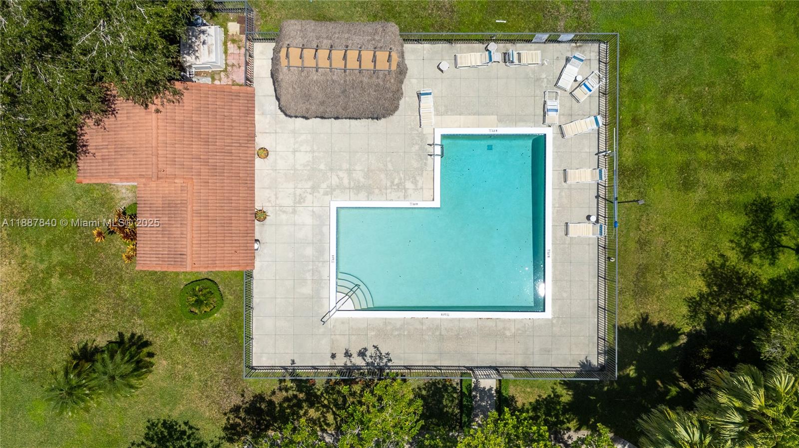 16624 Greens Edge Cir #75, Weston FL 33326