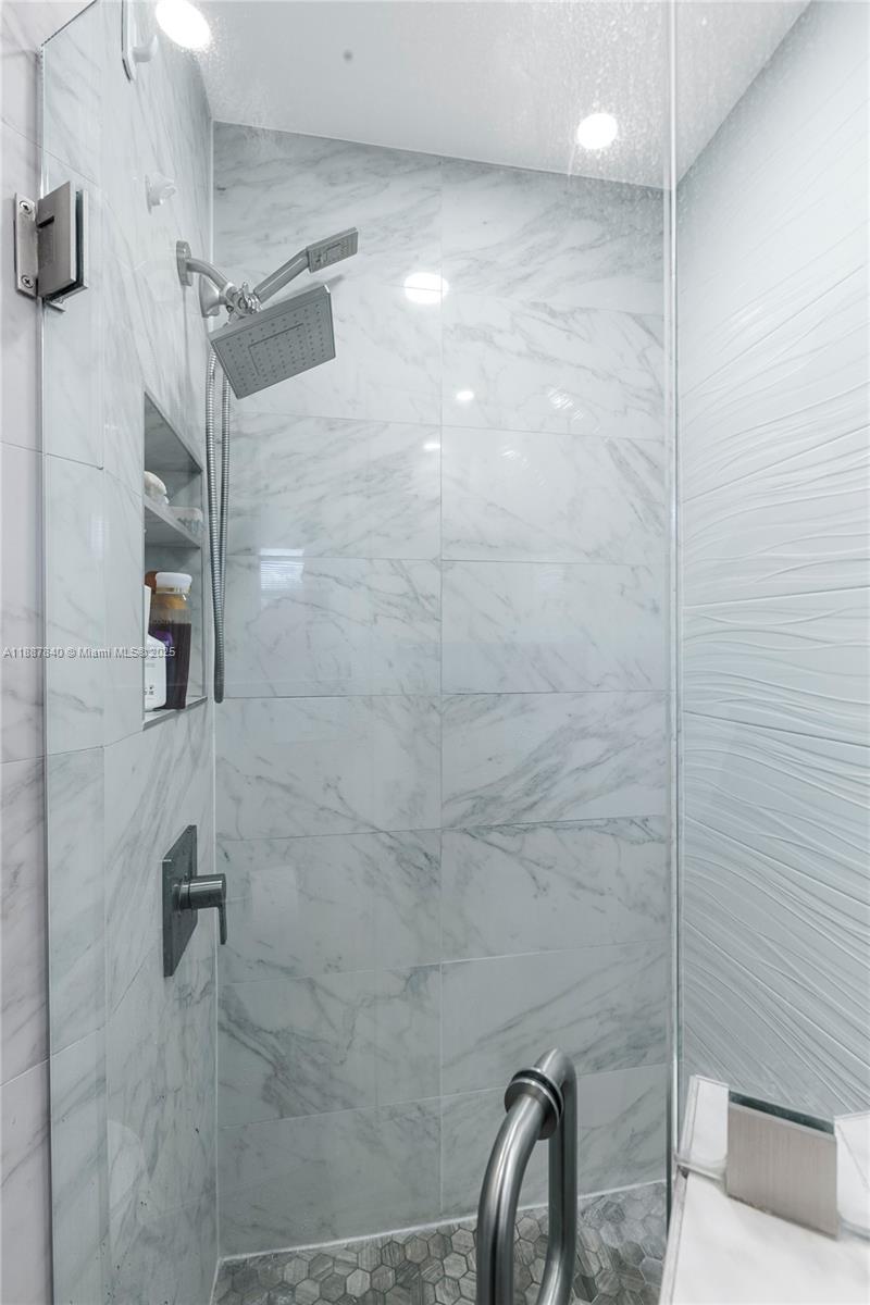 16624 Greens Edge Cir #75, Weston FL 33326