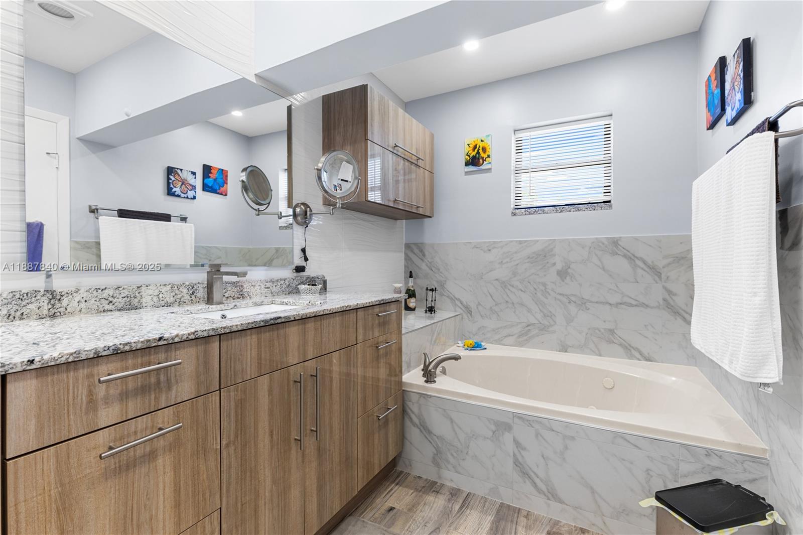 16624 Greens Edge Cir #75, Weston FL 33326