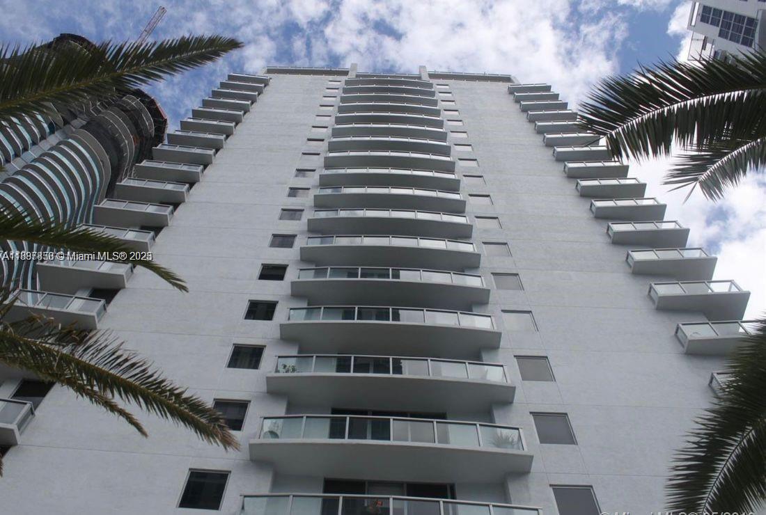 1050 Brickell Ave #1618, Miami FL 33131