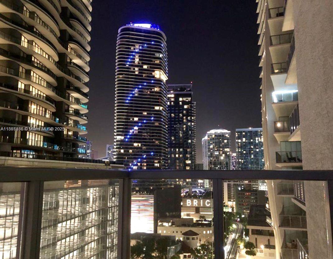 1050 Brickell Ave #1618, Miami FL 33131
