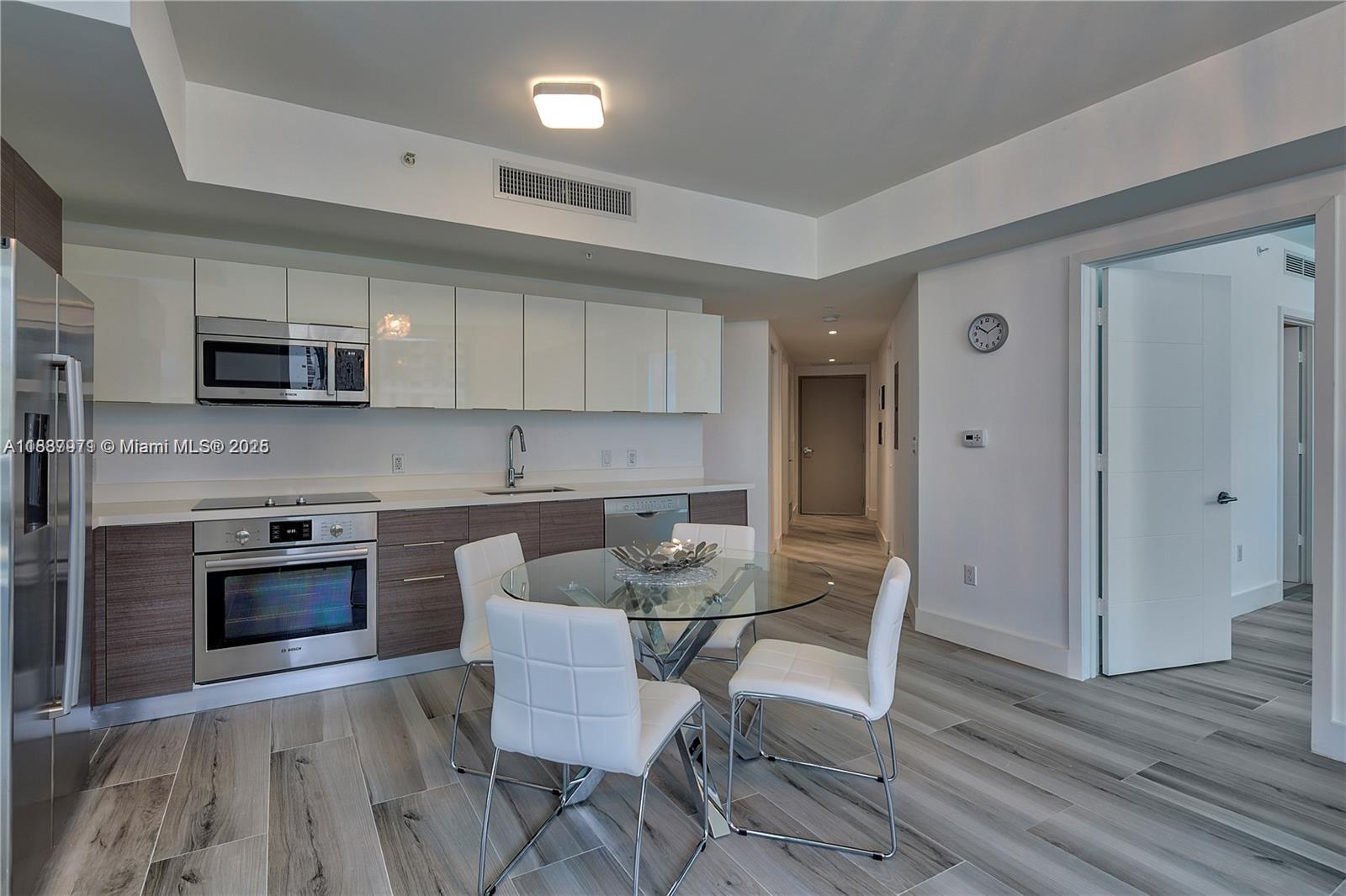 1010 SW 2nd Ave #609, Miami FL 33130