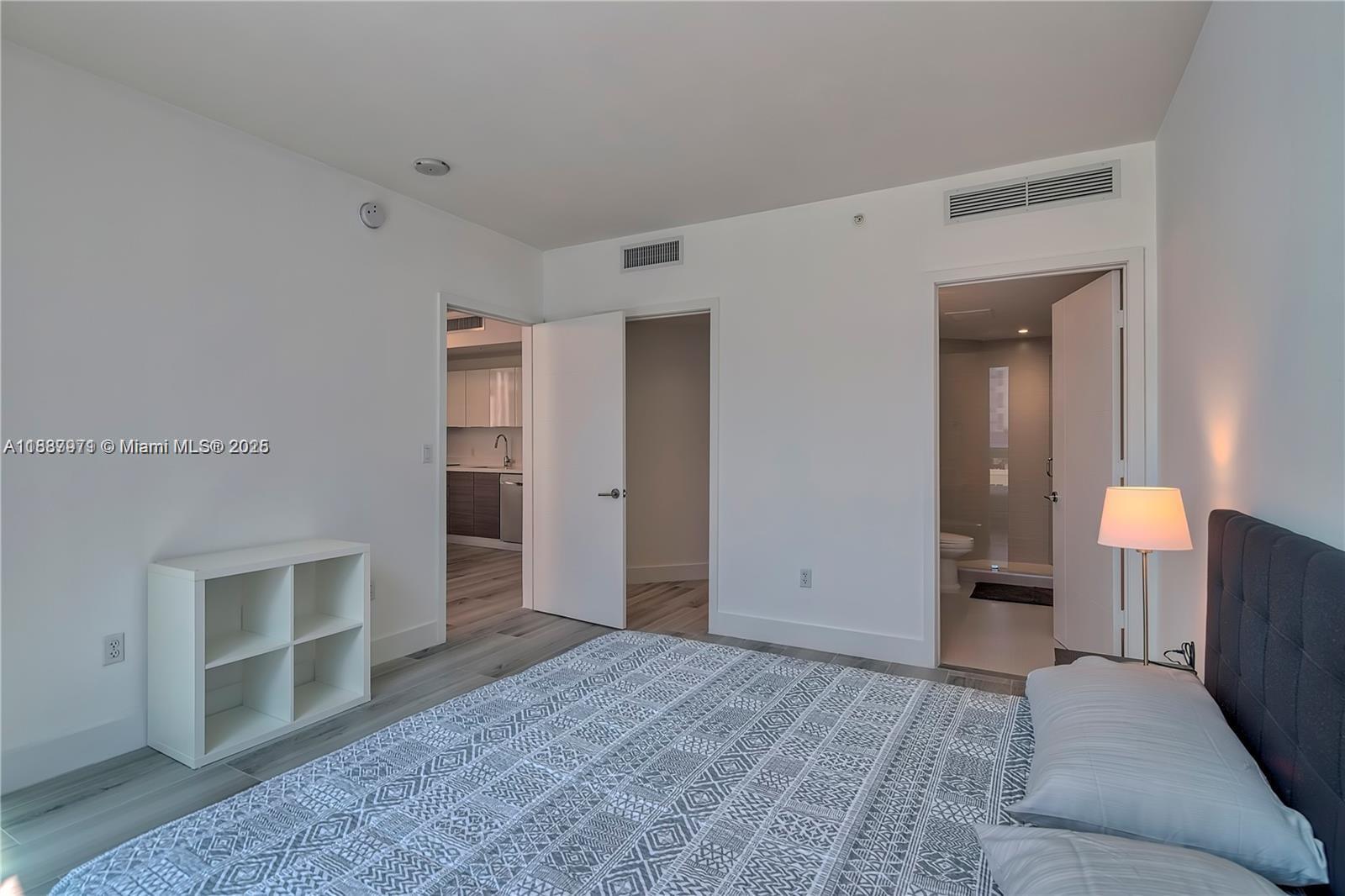 1010 SW 2nd Ave #609, Miami FL 33130