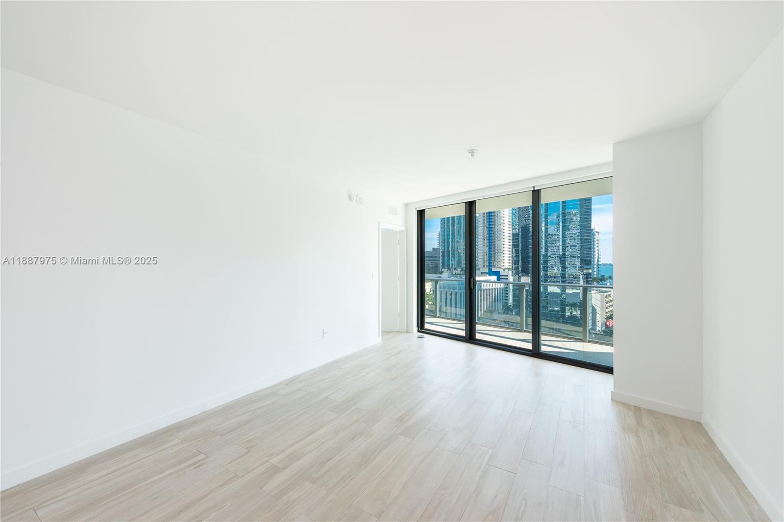 1300 S Miami Ave #1003, Miami FL 33130