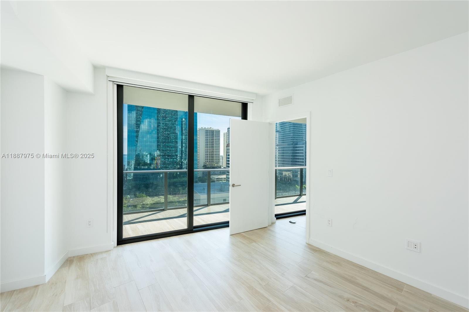 1300 S Miami Ave #1003, Miami FL 33130