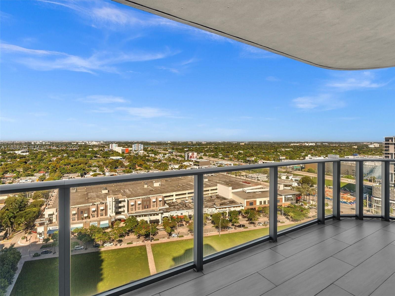 121 NE 34th St #2016, Miami FL 33137