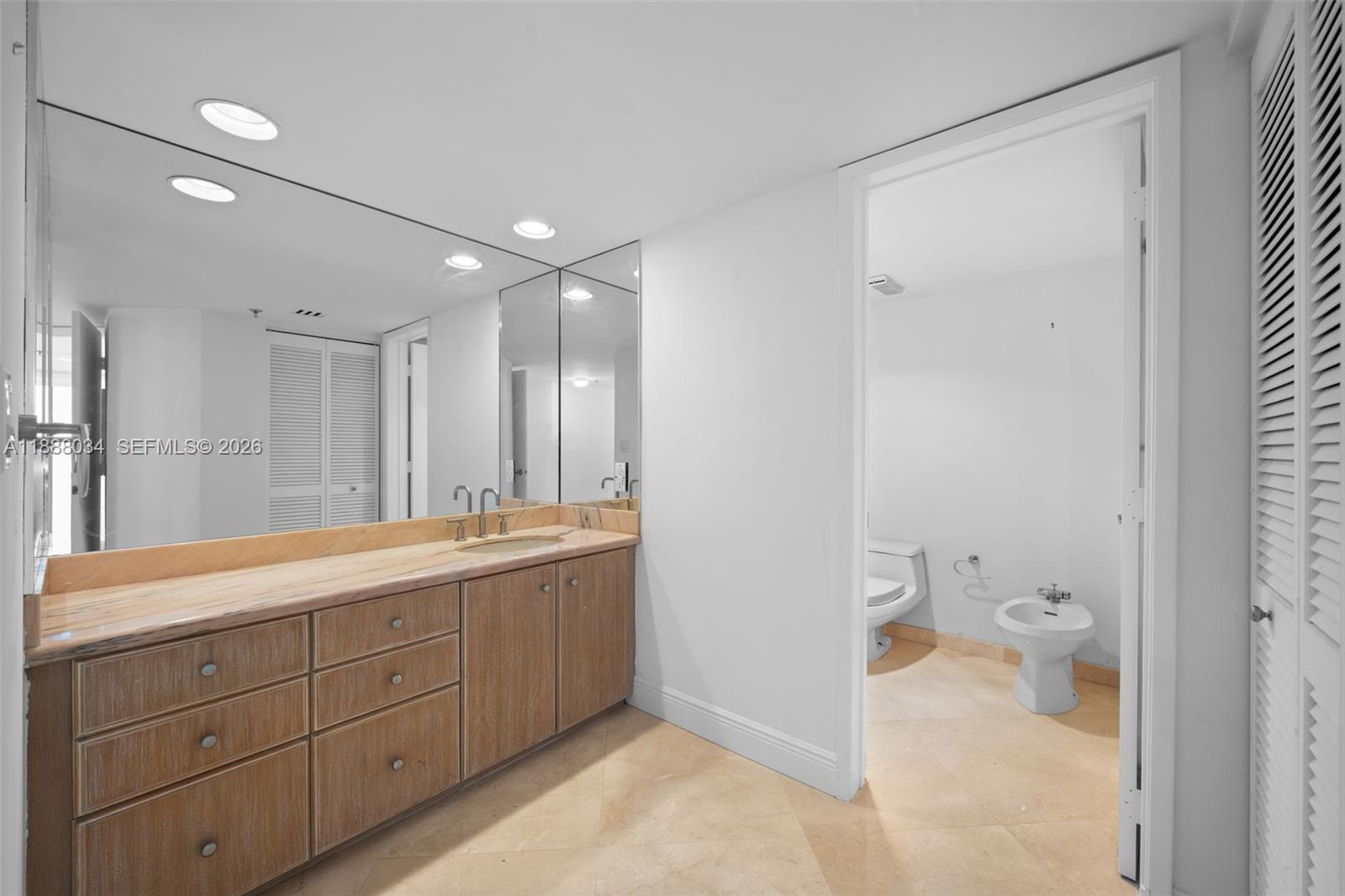 520 Brickell Key Drive #UPH-03, Miami FL 33131
