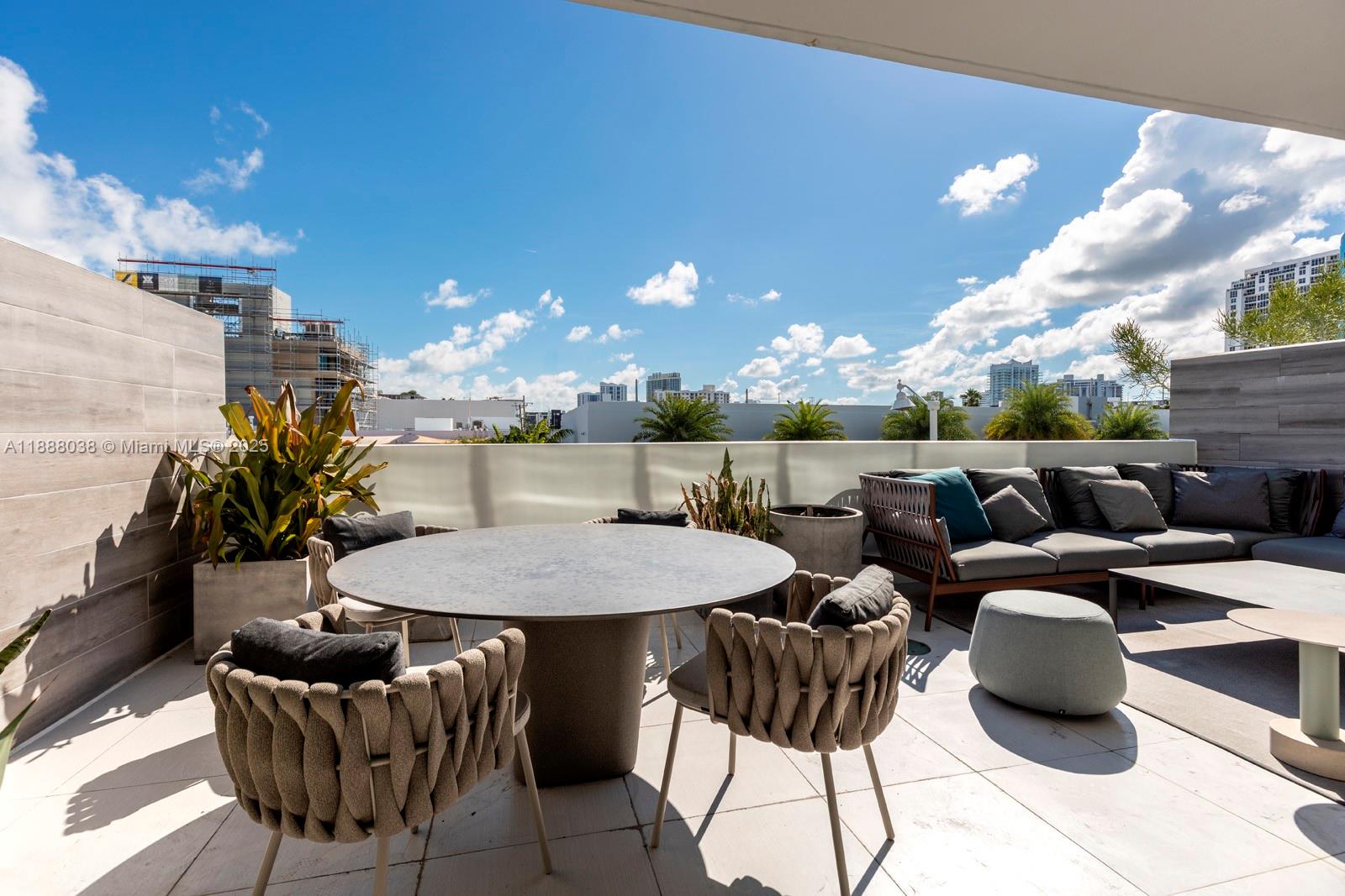 1201 20th St #312, Miami Beach FL 33139