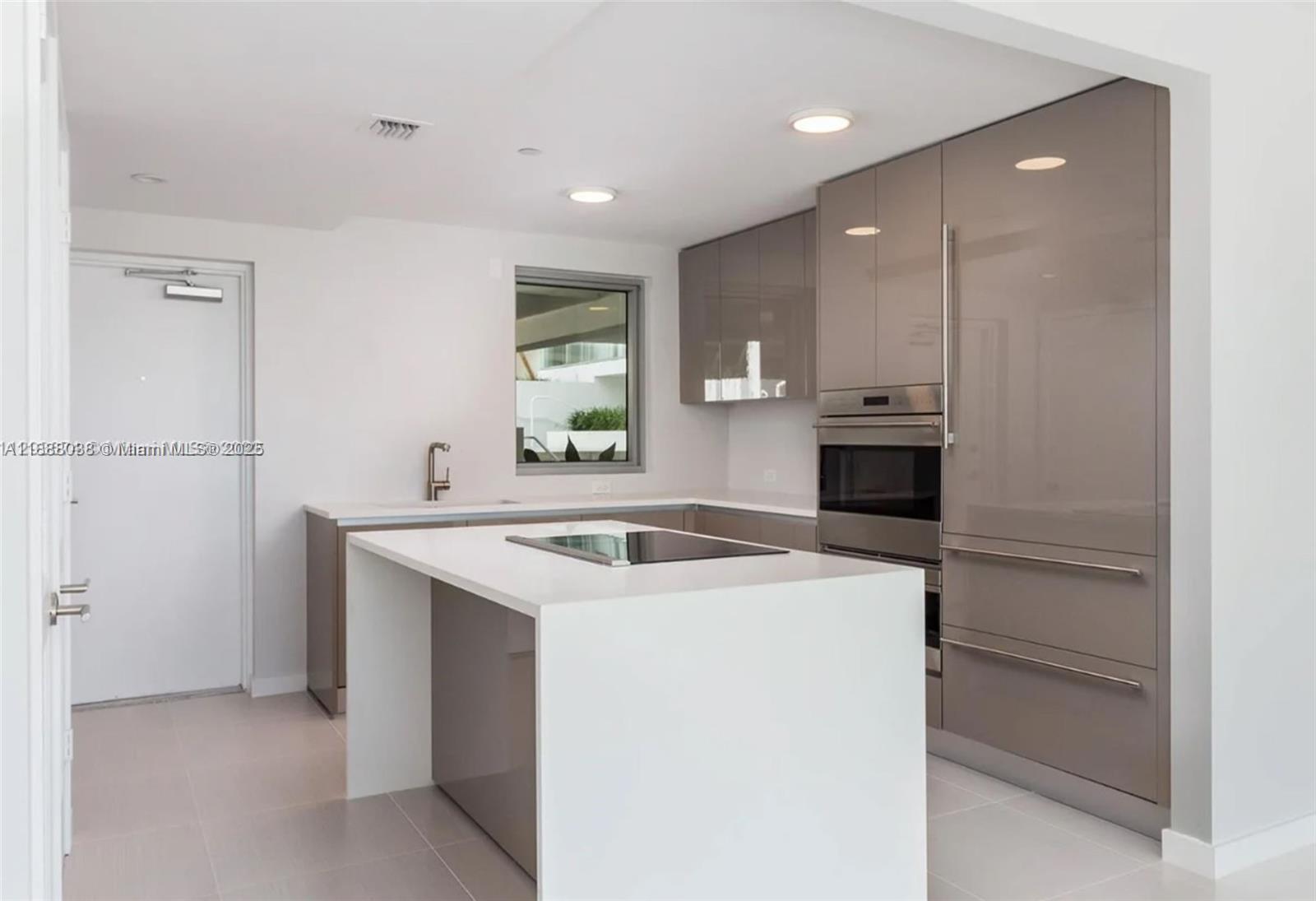 1201 20th St #312, Miami Beach FL 33139