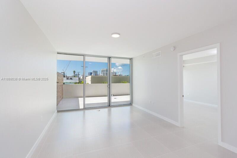 1201 20th St #312, Miami Beach FL 33139