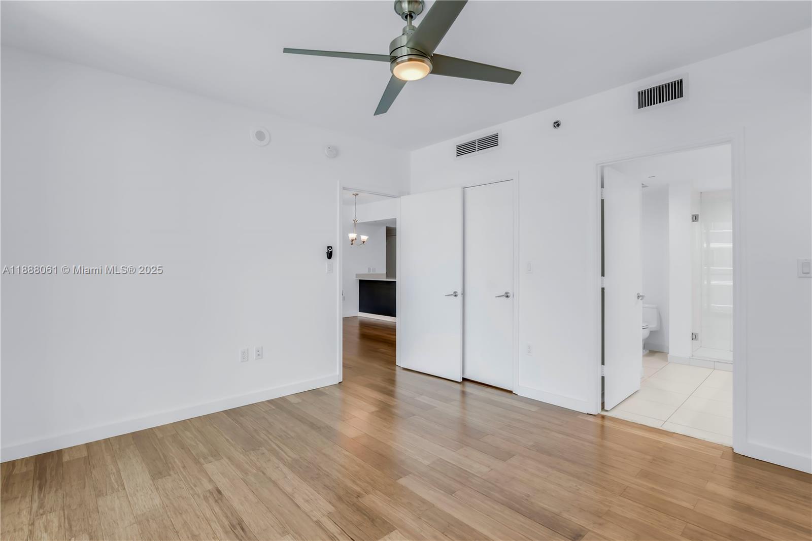 55 SE 6th St #3503, Miami FL 33131