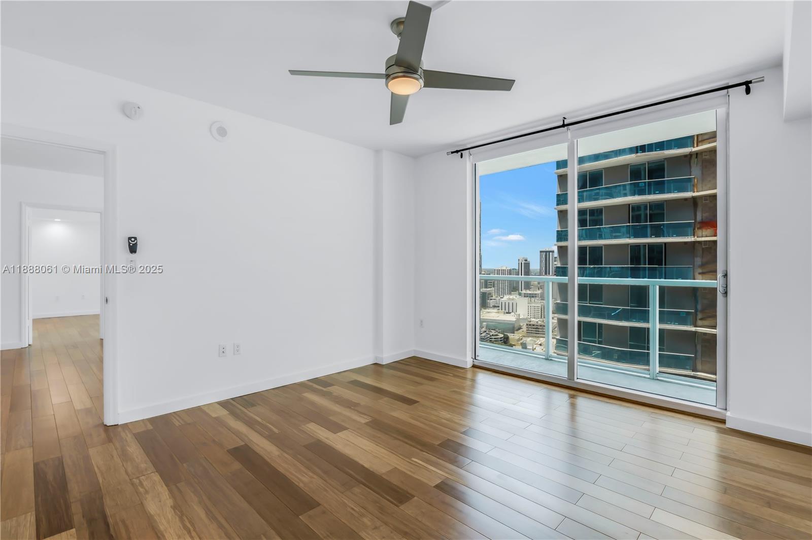55 SE 6th St #3503, Miami FL 33131