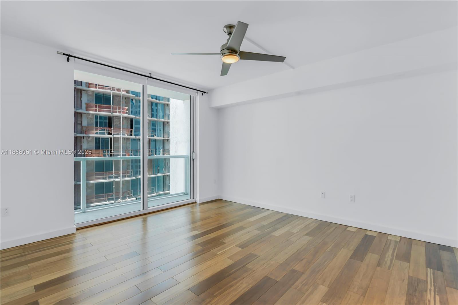 55 SE 6th St #3503, Miami FL 33131