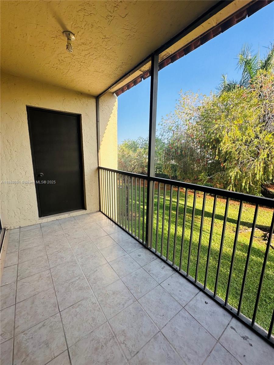 16491 Blatt Blvd #202, Weston FL 33326