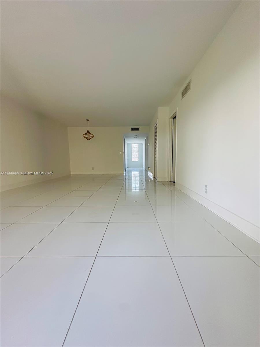 16491 Blatt Blvd #202, Weston FL 33326