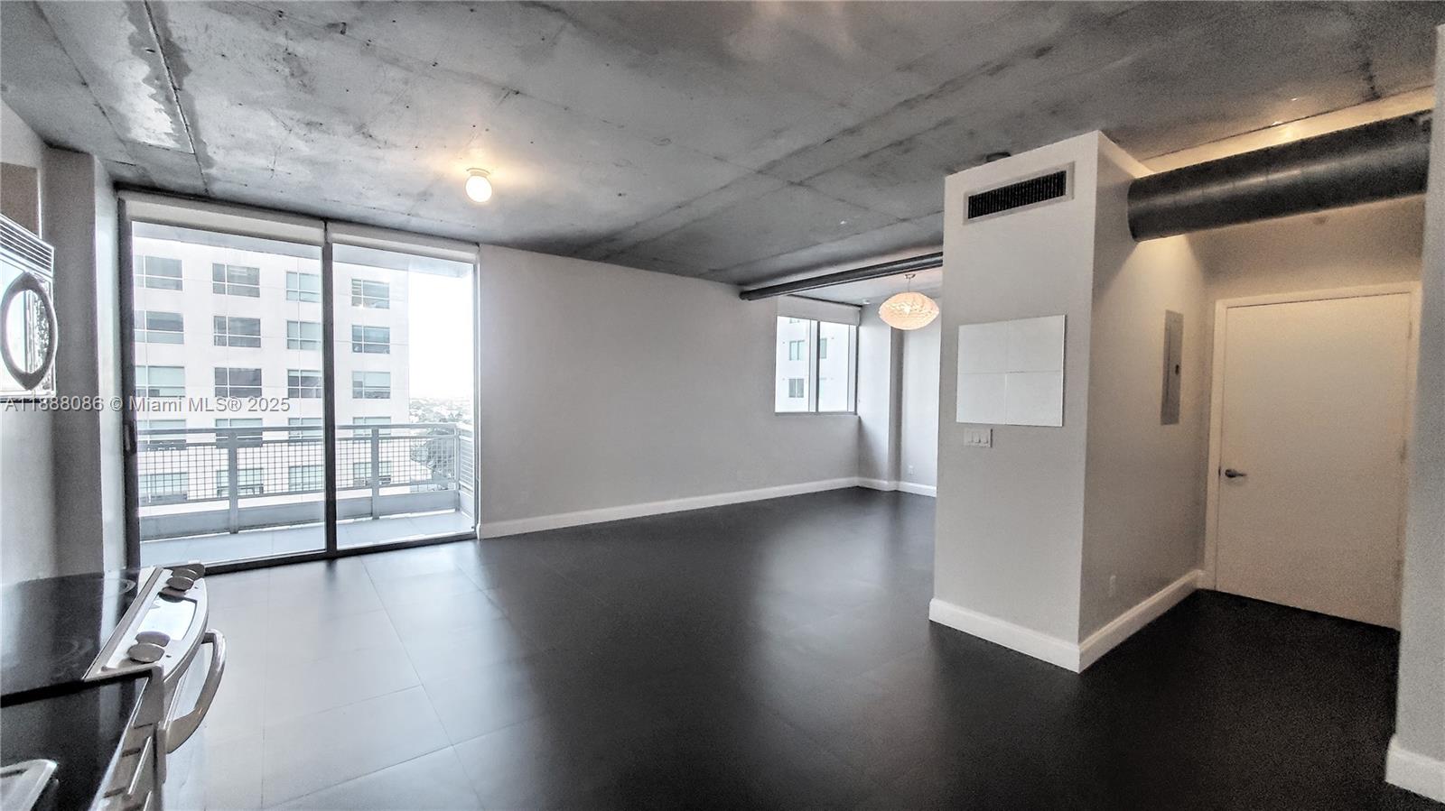 690 SW 1st Ct #1828, Miami FL 33130