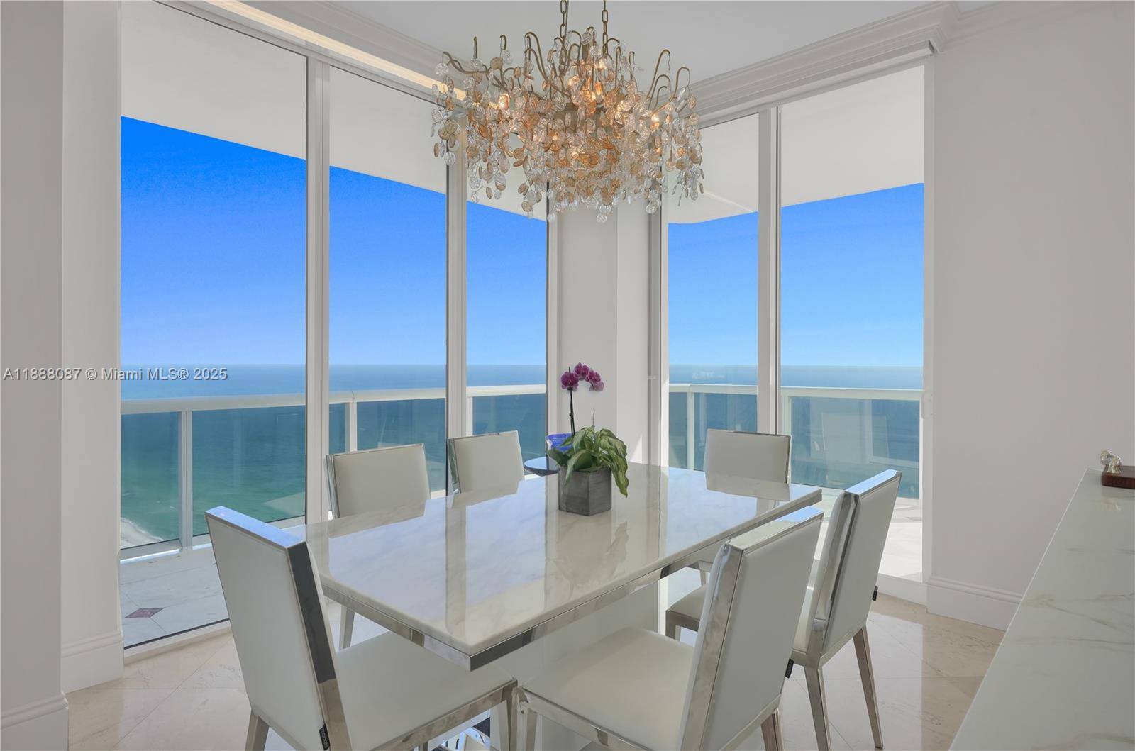 4779 Collins Ave #PH4301, Miami Beach FL 33140