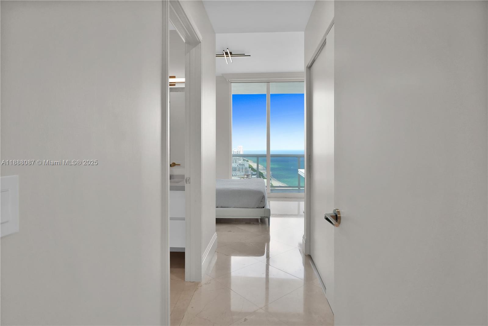 4779 Collins Ave #PH4301, Miami Beach FL 33140