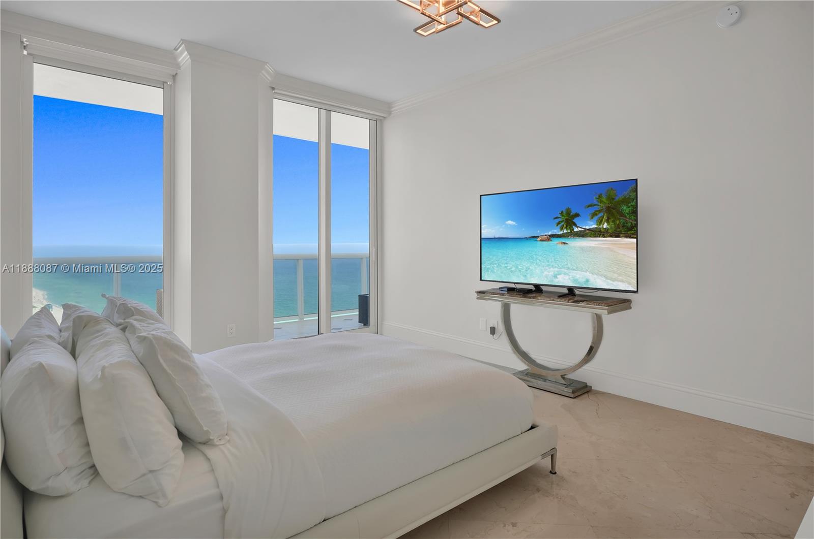 4779 Collins Ave #PH4301, Miami Beach FL 33140