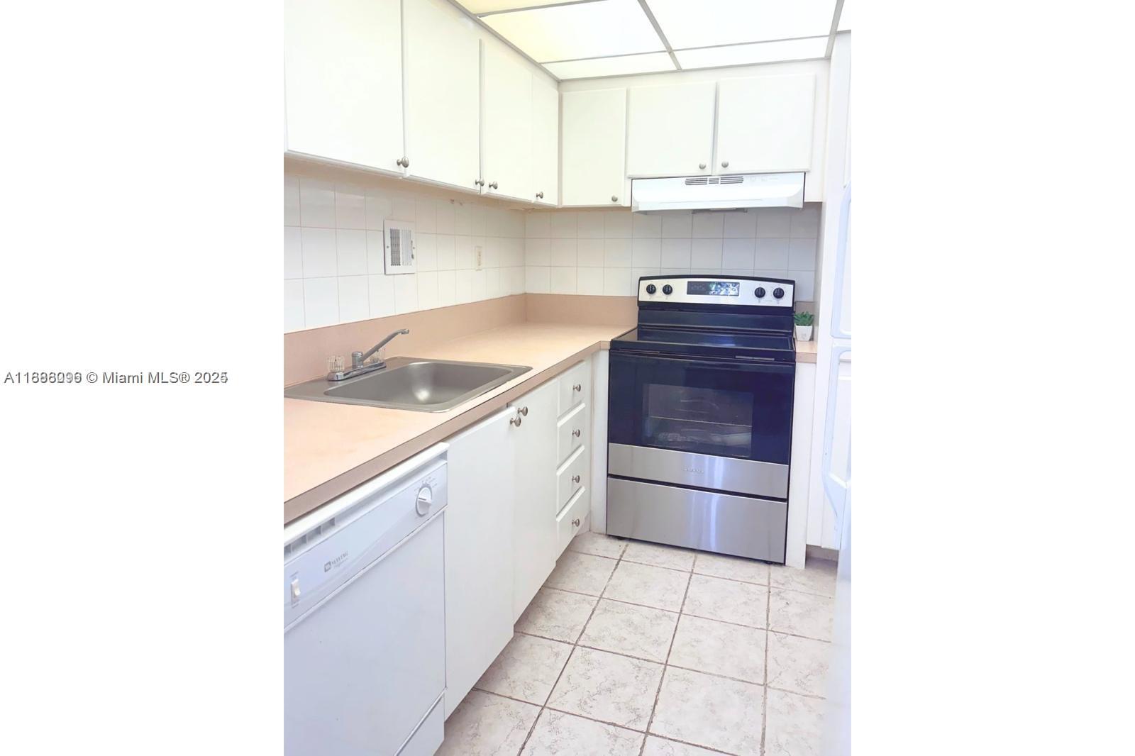1200 West Ave #408, Miami Beach FL 33139