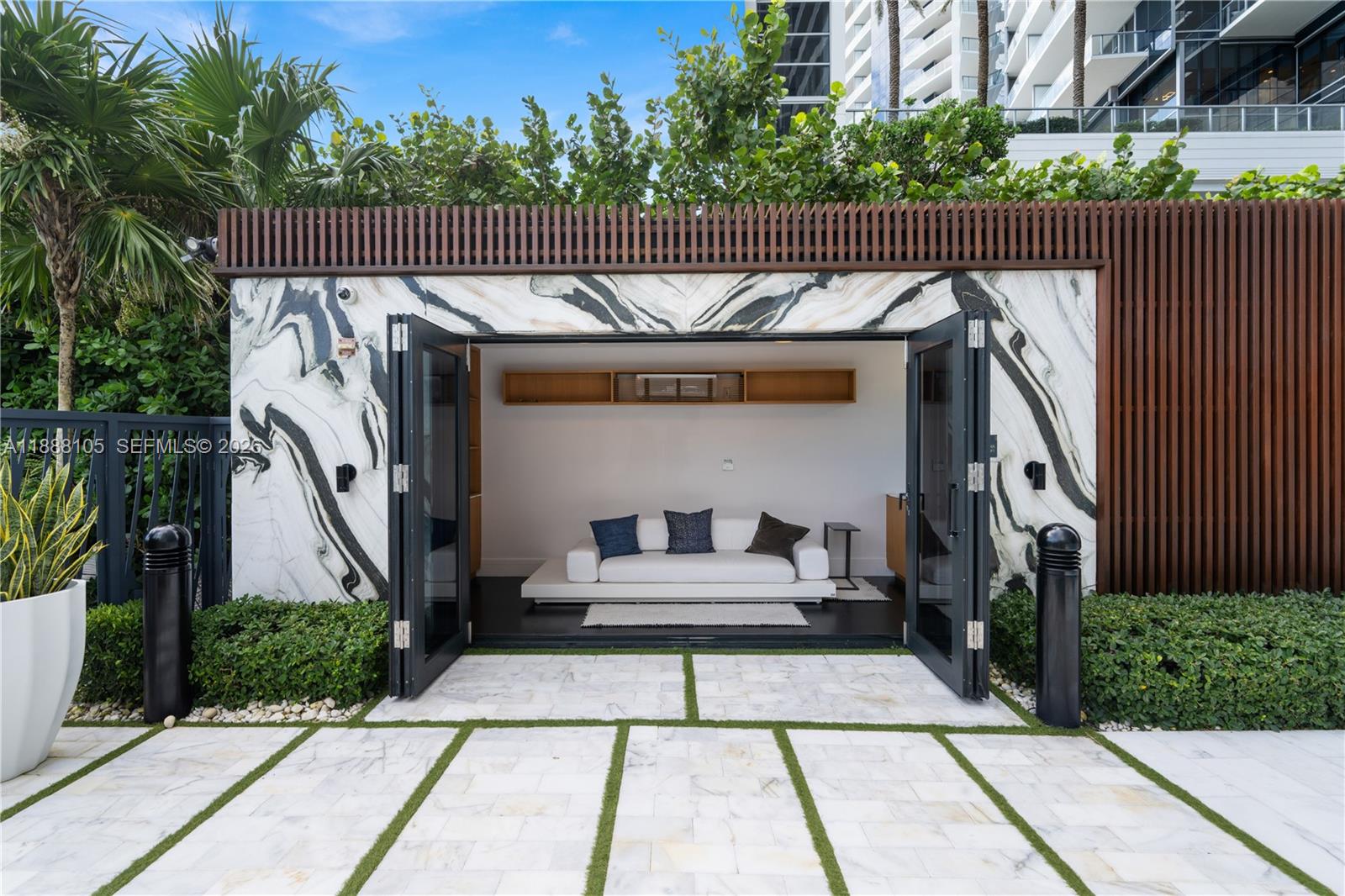 17141 Collins Ave #LPH-1, Sunny Isles Beach FL 33160