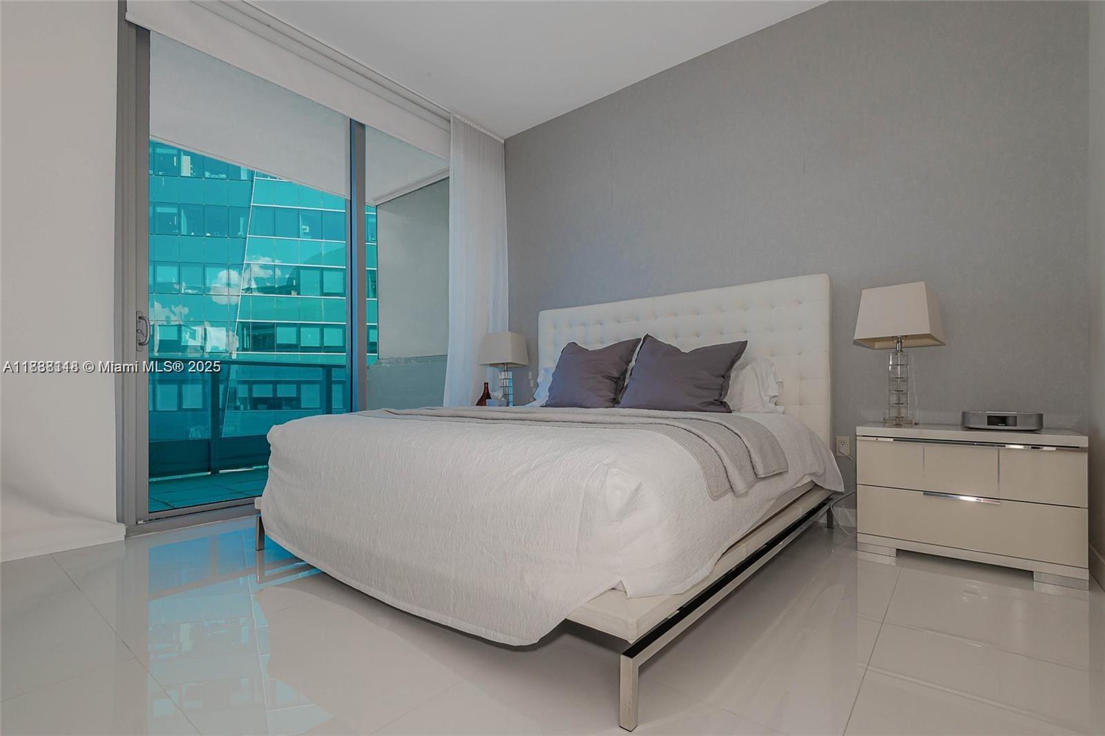 200 Biscayne Boulevard Way #5109, Miami FL 33131
