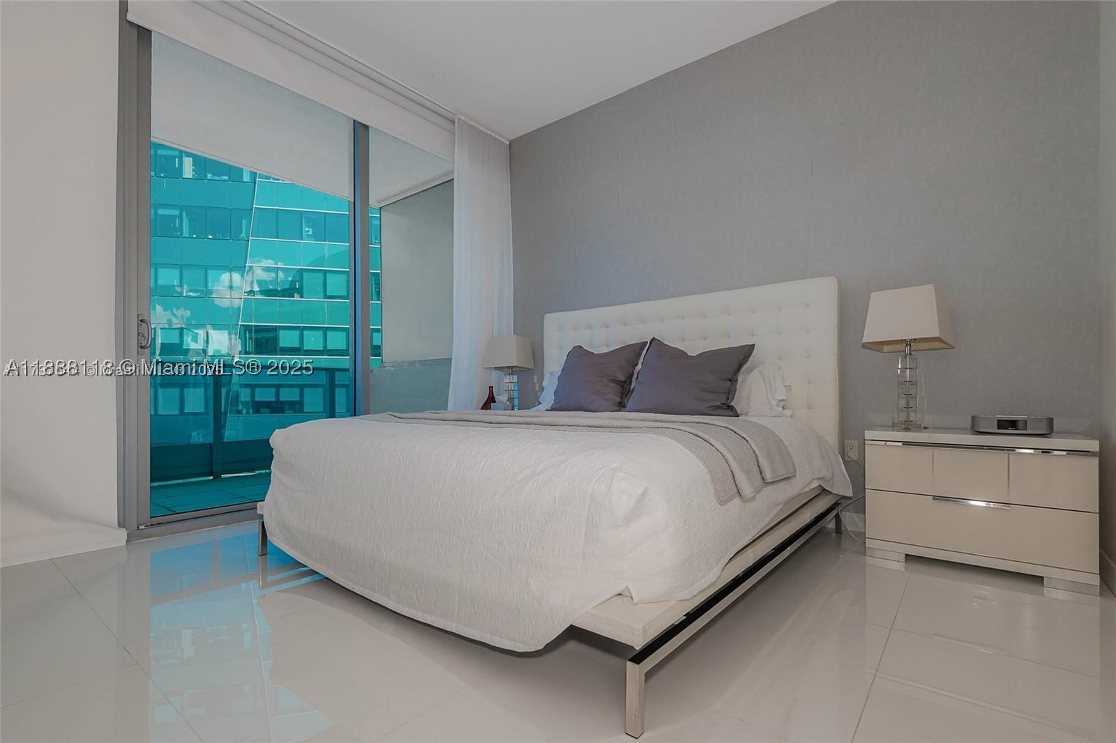 200 Biscayne Boulevard Way #5109, Miami FL 33131