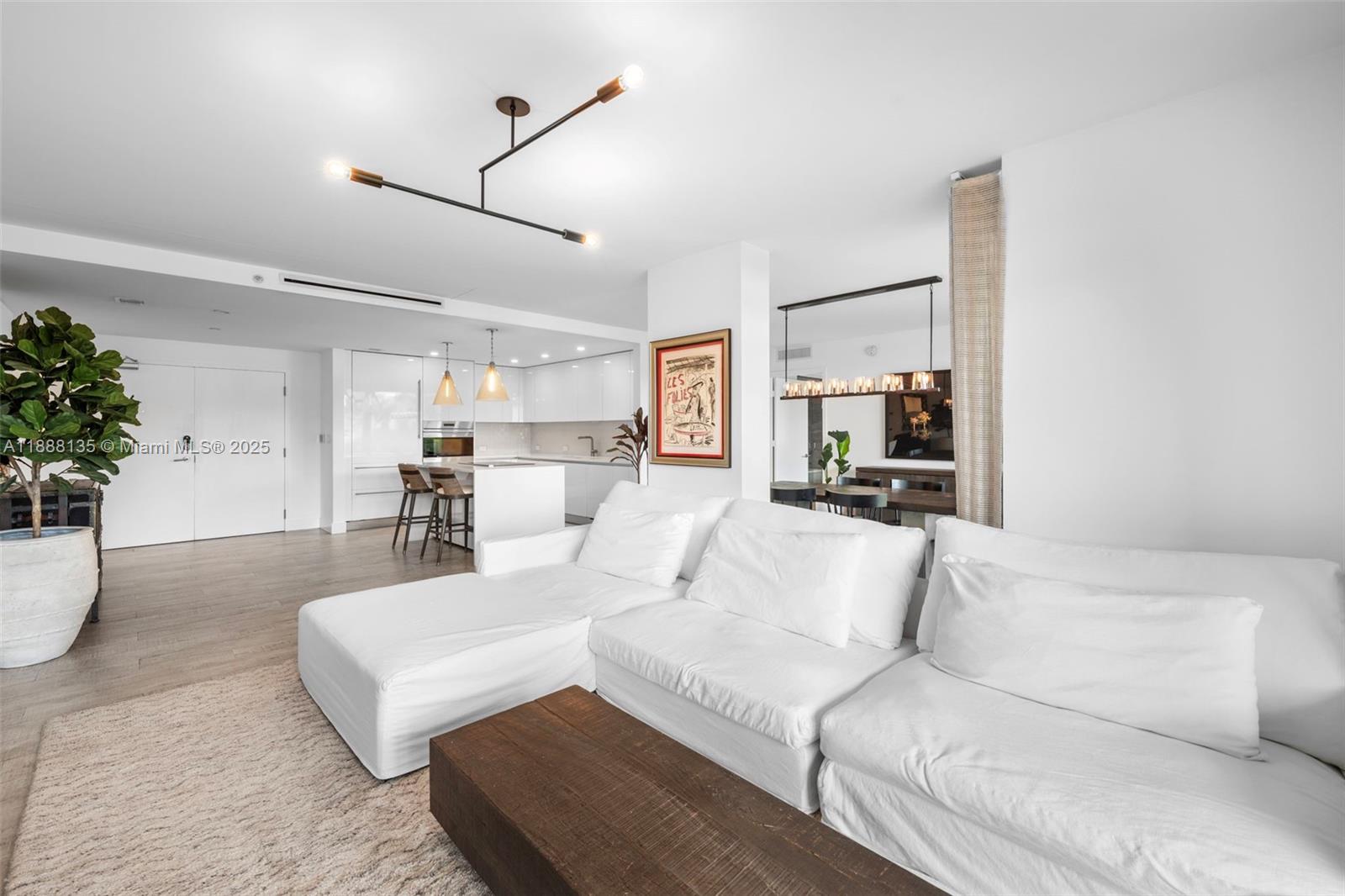 1201 20th St #304, Miami Beach FL 33139