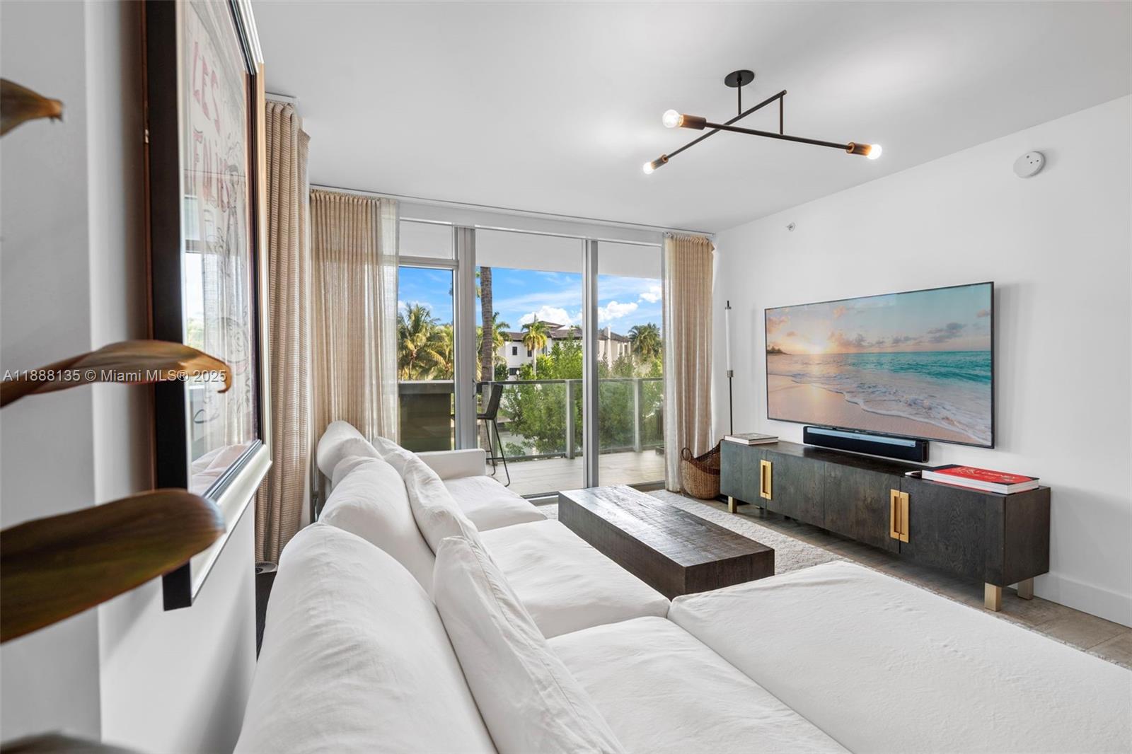 1201 20th St #304, Miami Beach FL 33139