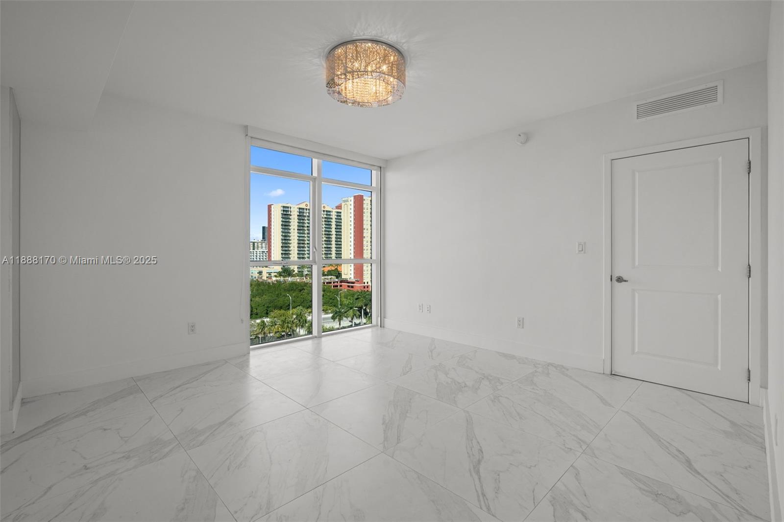 400 Sunny Isles Blvd #1005, Sunny Isles Beach FL 33160