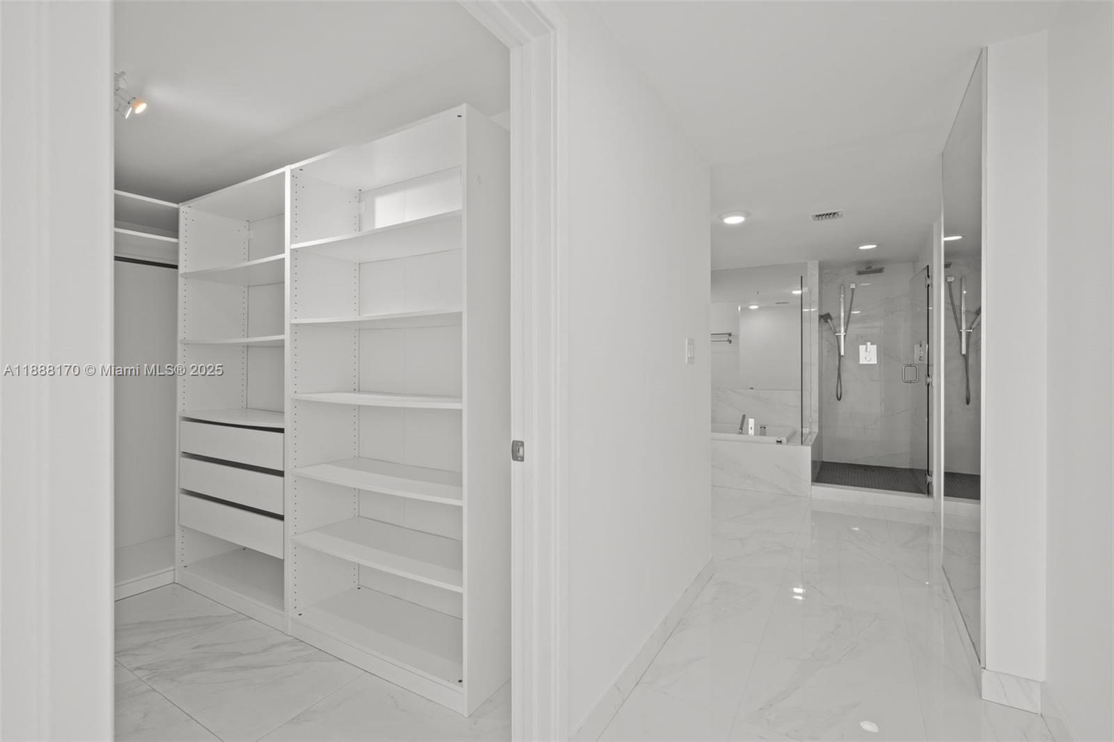 400 Sunny Isles Blvd #1005, Sunny Isles Beach FL 33160