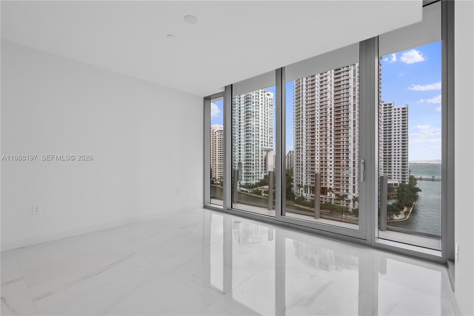 300 Biscayne Blvd Way #1103, Miami FL 33131