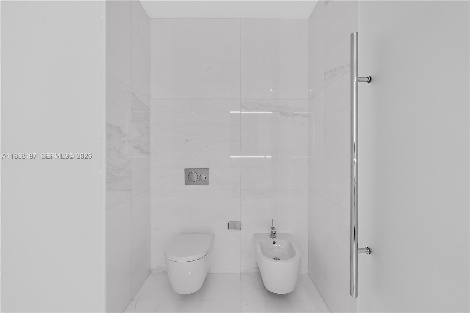 300 Biscayne Blvd Way #1103, Miami FL 33131