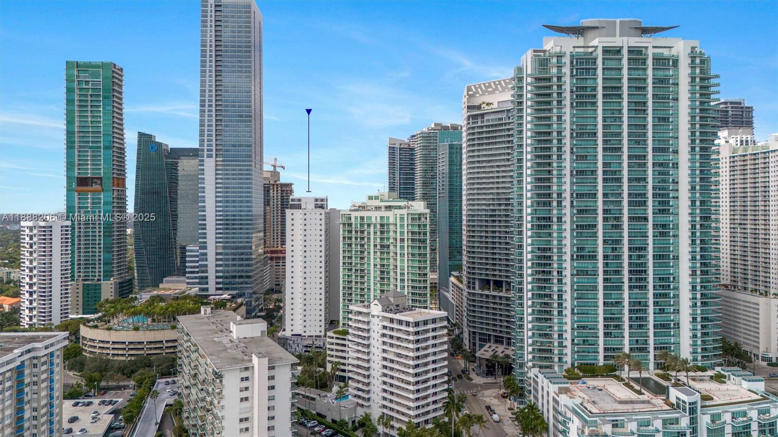 185 SE 14 Ter #1709, Miami FL 33131