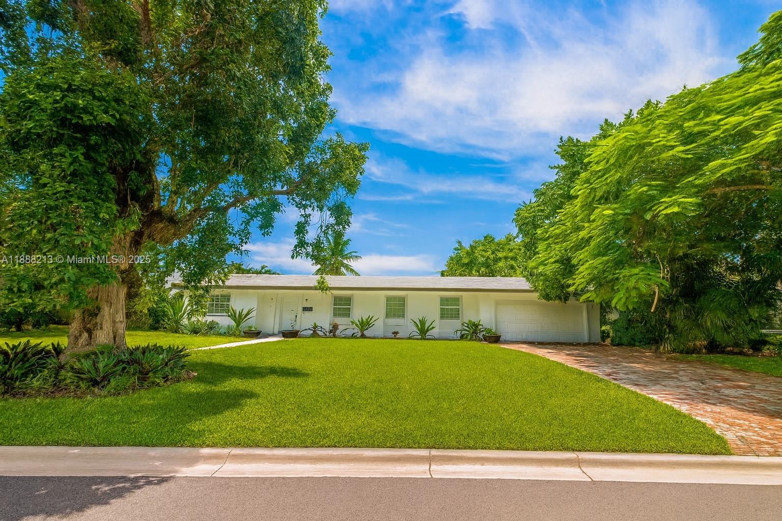 1422 Coruna Ave, Coral Gables FL 33156