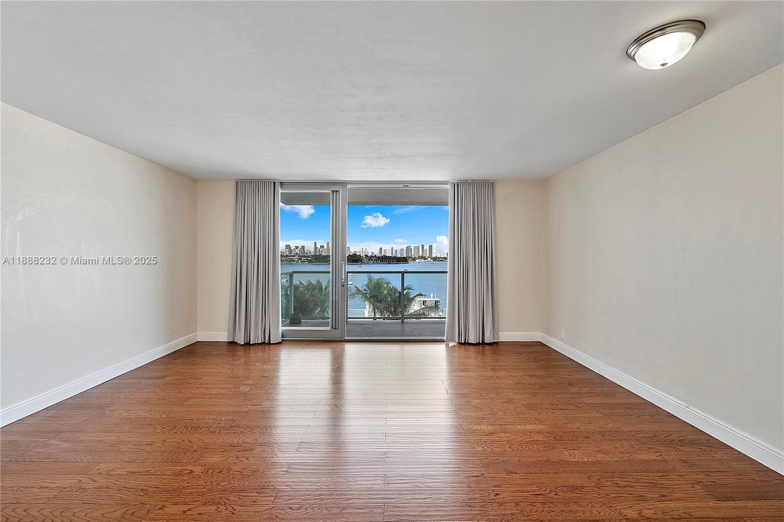 1000 West Ave #319, Miami Beach FL 33139